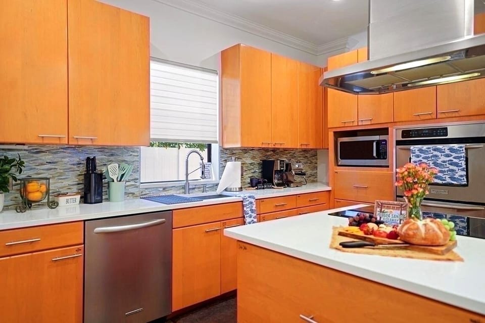 TWO ovens, microwave, Thor cooktop, dishwasher and every appliance you'll need!