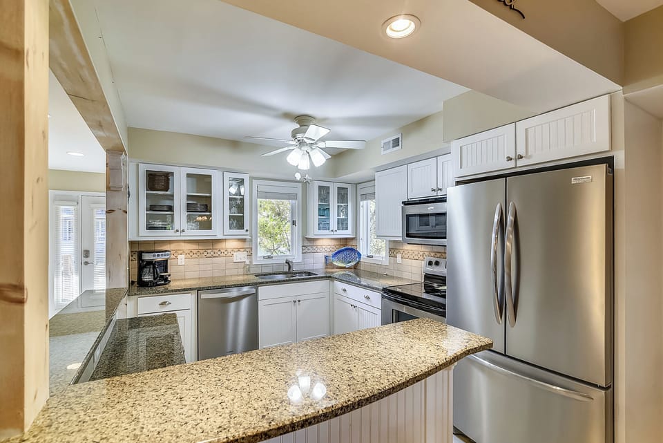 Main Level,Kitchen,