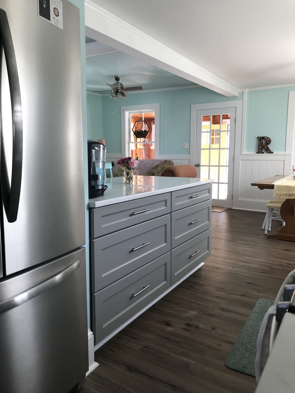 Newly remodeled kitchen with new appliances. 