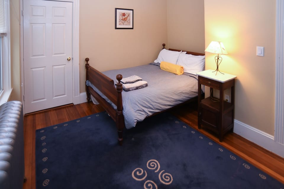 Bedroom 2 with full size bed
