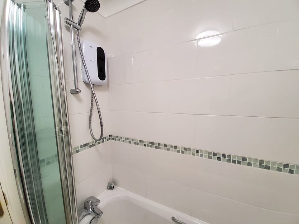 Electric Shower with Glass Shower Screen