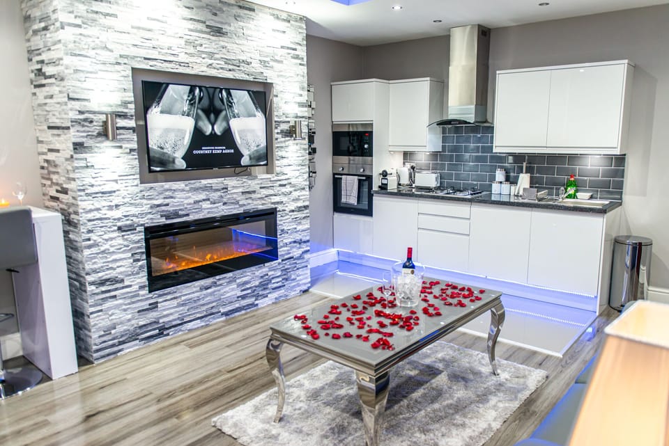 Living Room / Lounge