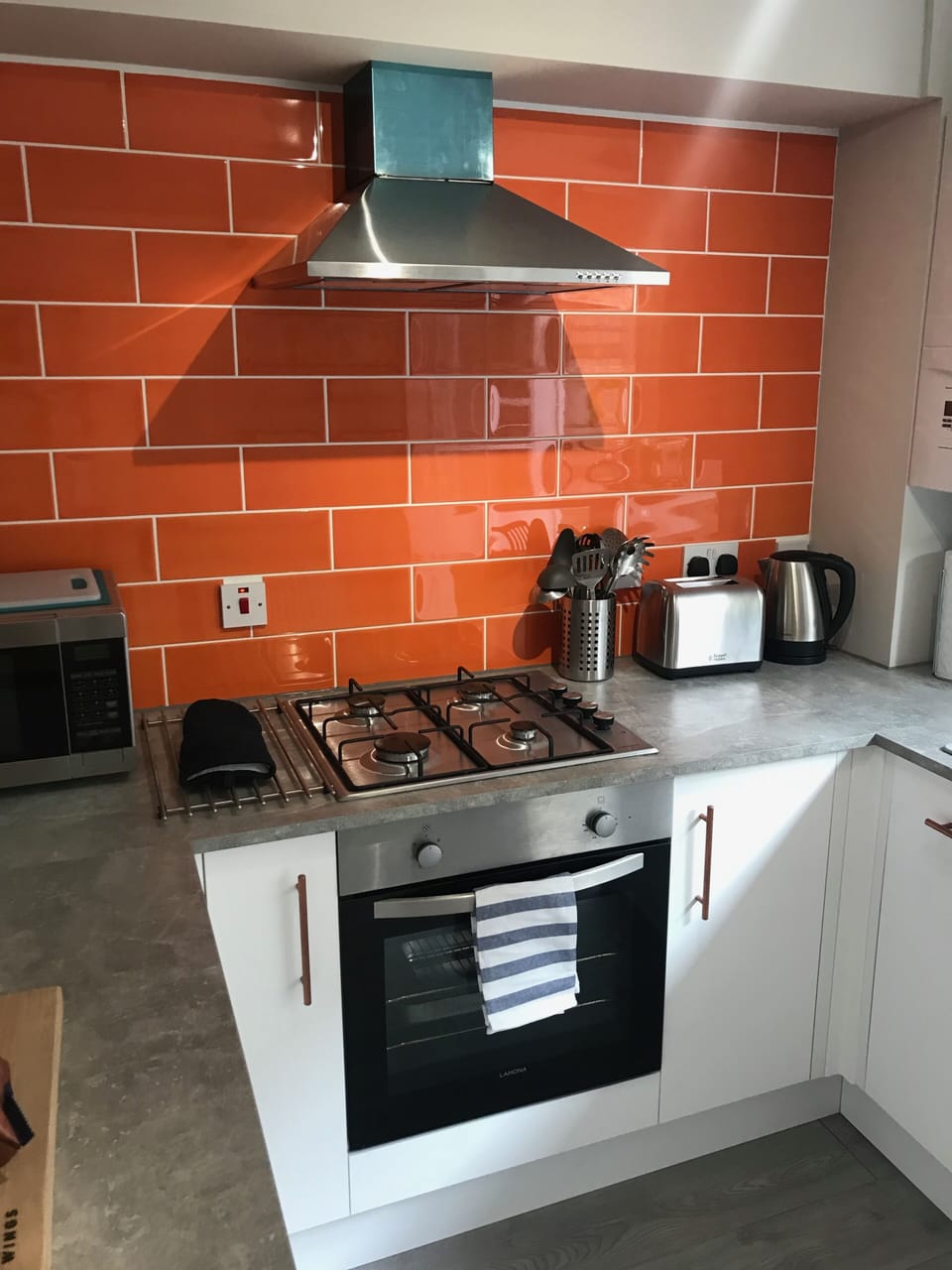 Kitchen with new gas hob and oven