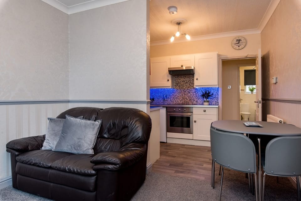 Living Room / Lounge