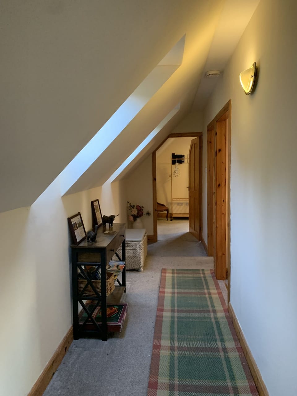 corridor to bedrooms