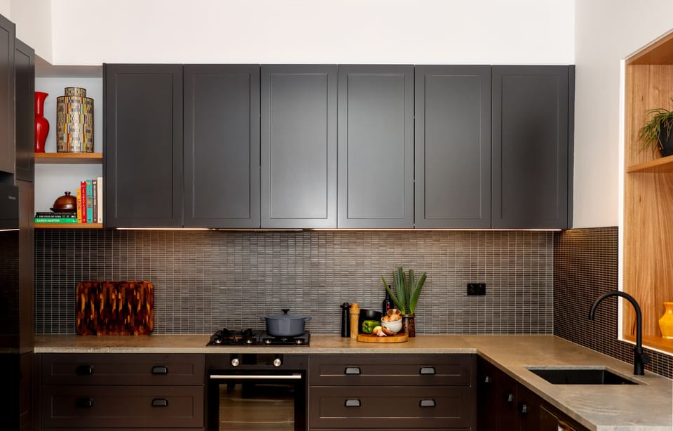 KITCHEN - APPOINTED WITH ASKO & MIELE APPLIANCES  AND AN ABUNDANCE OF UTENSILS