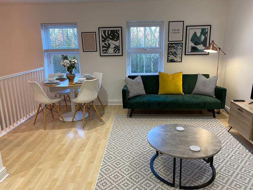 Lounge 1