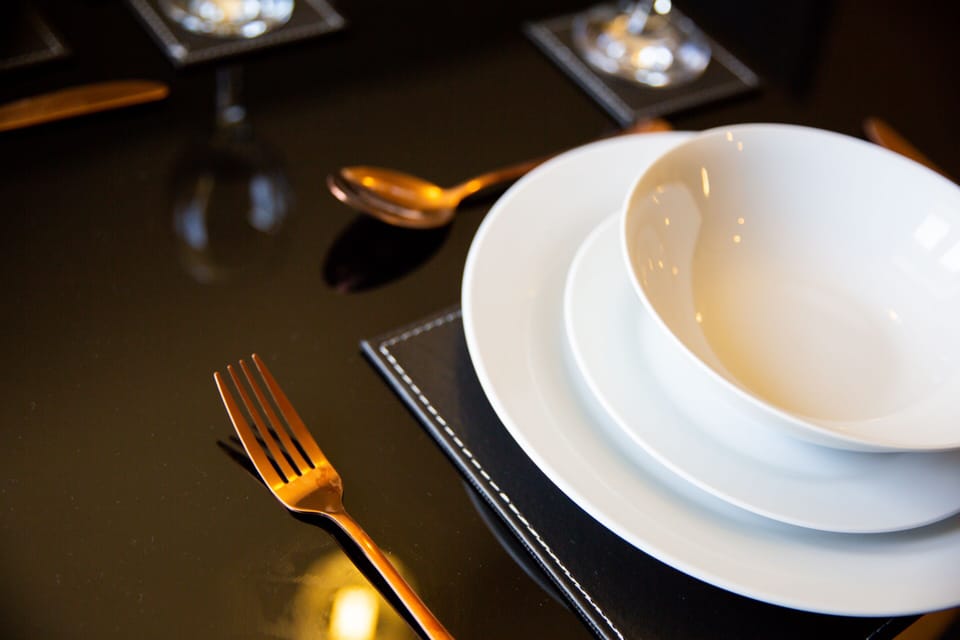 Dining / Restaurant