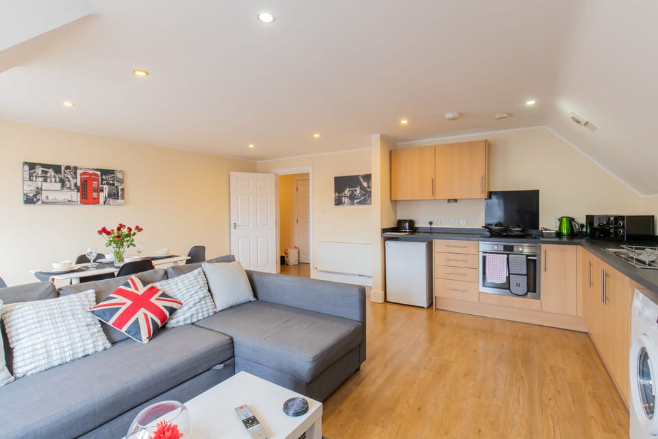 Living Room / Lounge