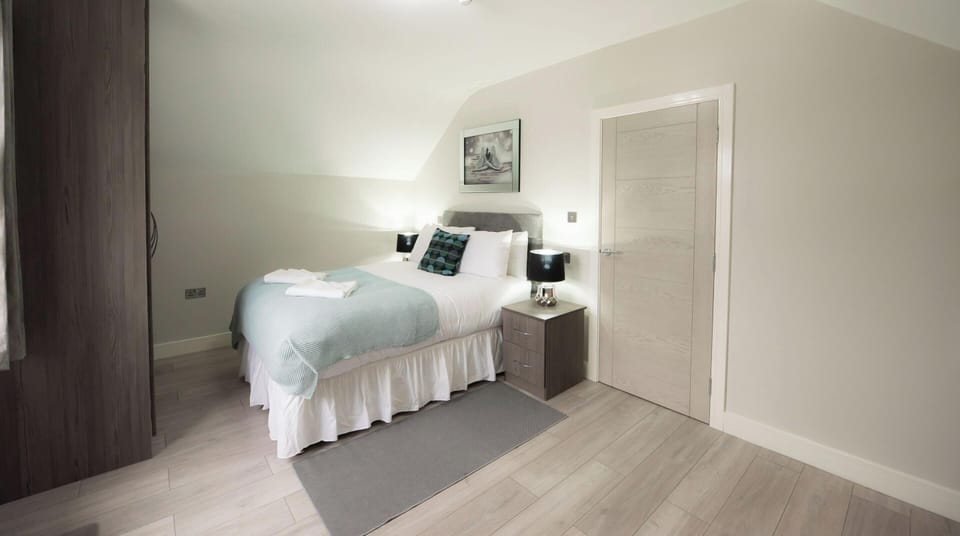Deluxe Penthouse - Bedroom