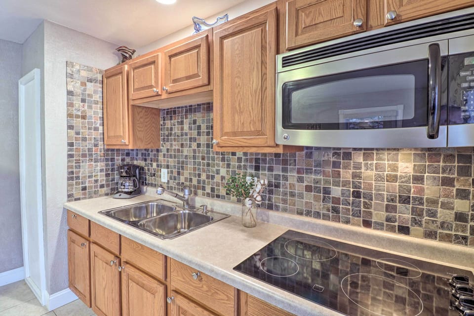 Well-Equipped Kitchen | Dishware & Flatware | Stovetop (No Oven)