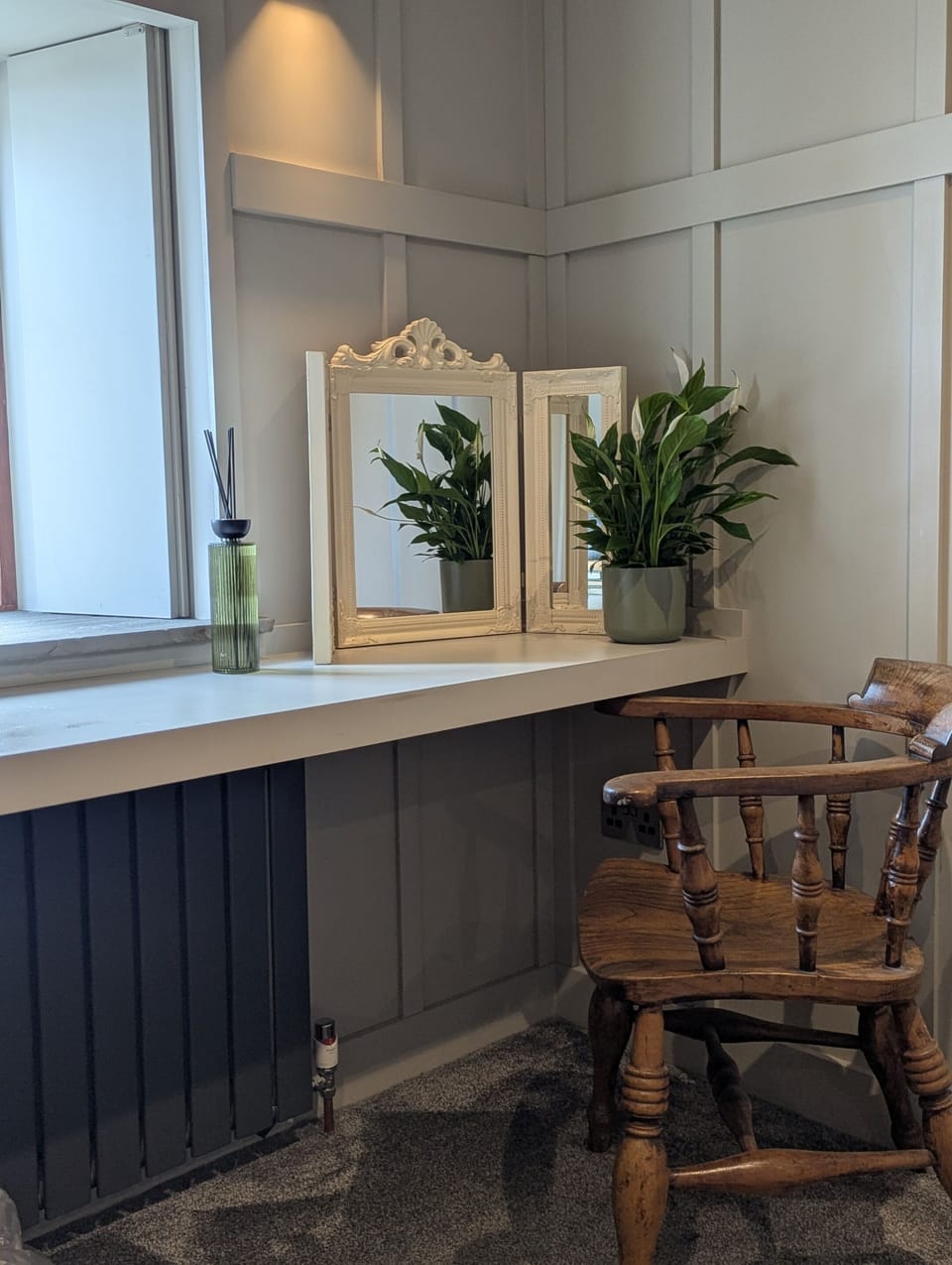 King Bedroom Dressing table