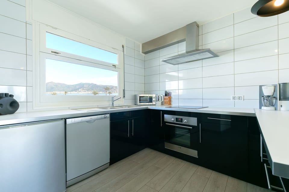 kitchen (1)