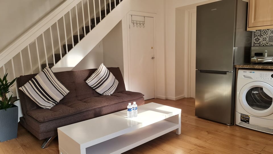 Living Room / Lounge
