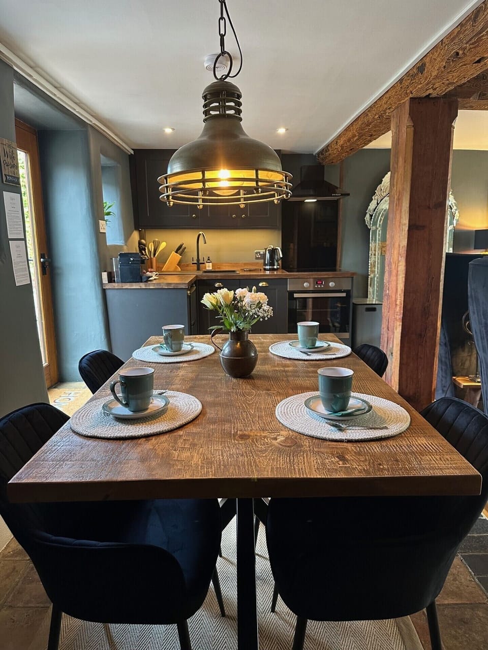 Kitchen and dining area 