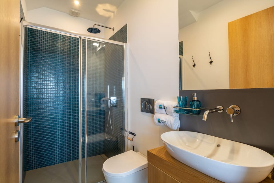 Ground floor bathroom