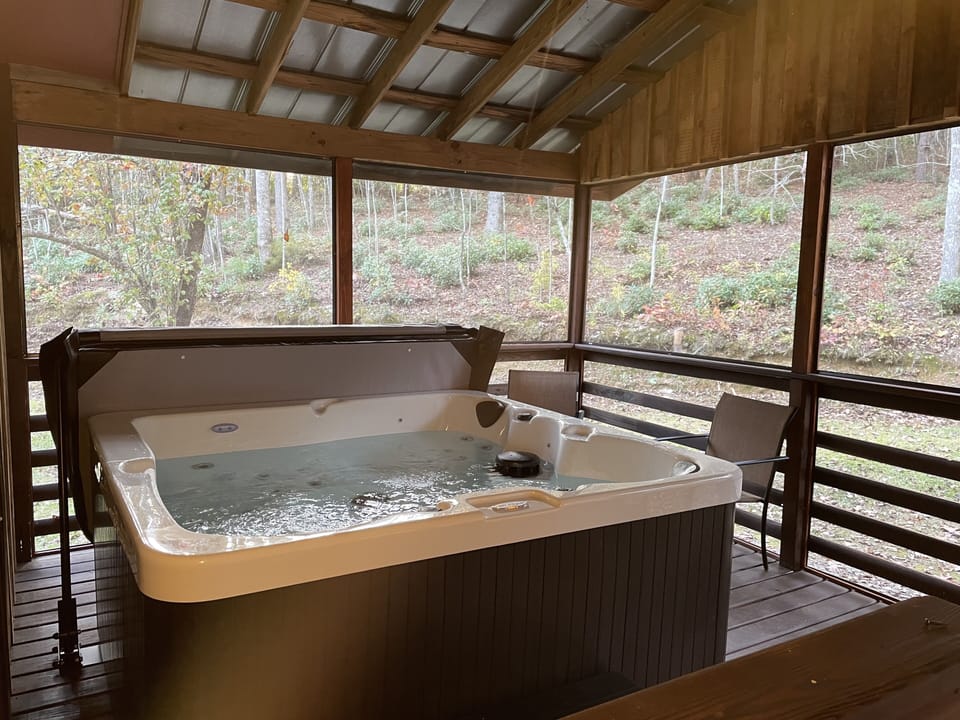 Indoor spa tub
