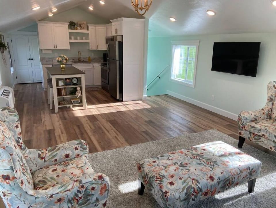 Guest House Living Room.