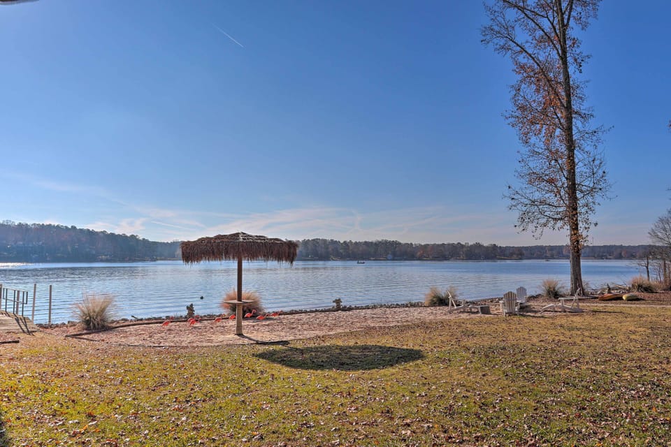 Outdoor Space | Private Seasonal Beach + Boat Ramp | 2 Kayaks | 2 Bicycles