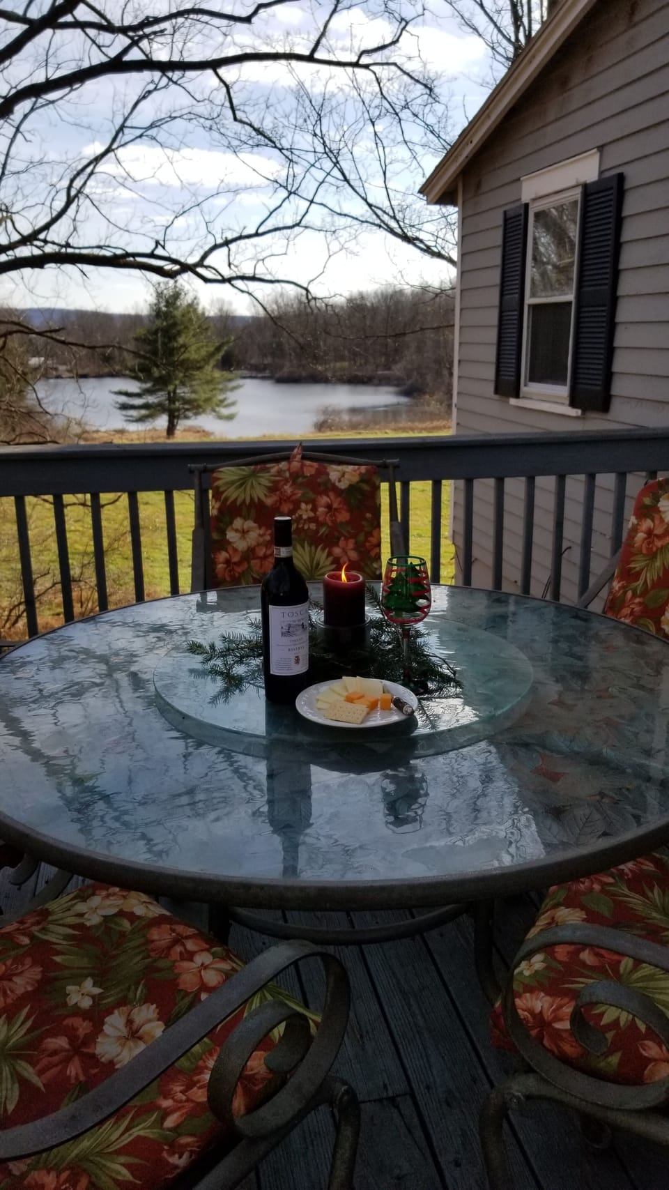 Dine on the Lake-view Deck