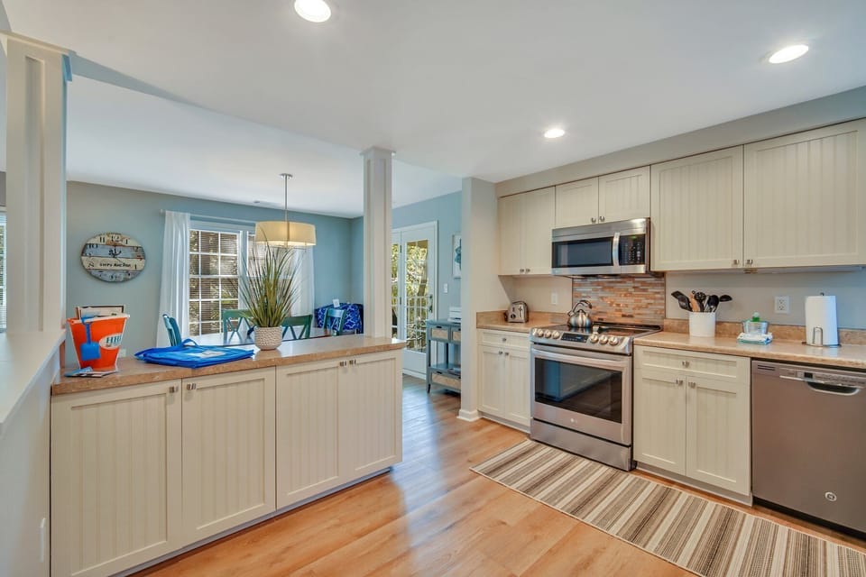 kitchen and dinning area