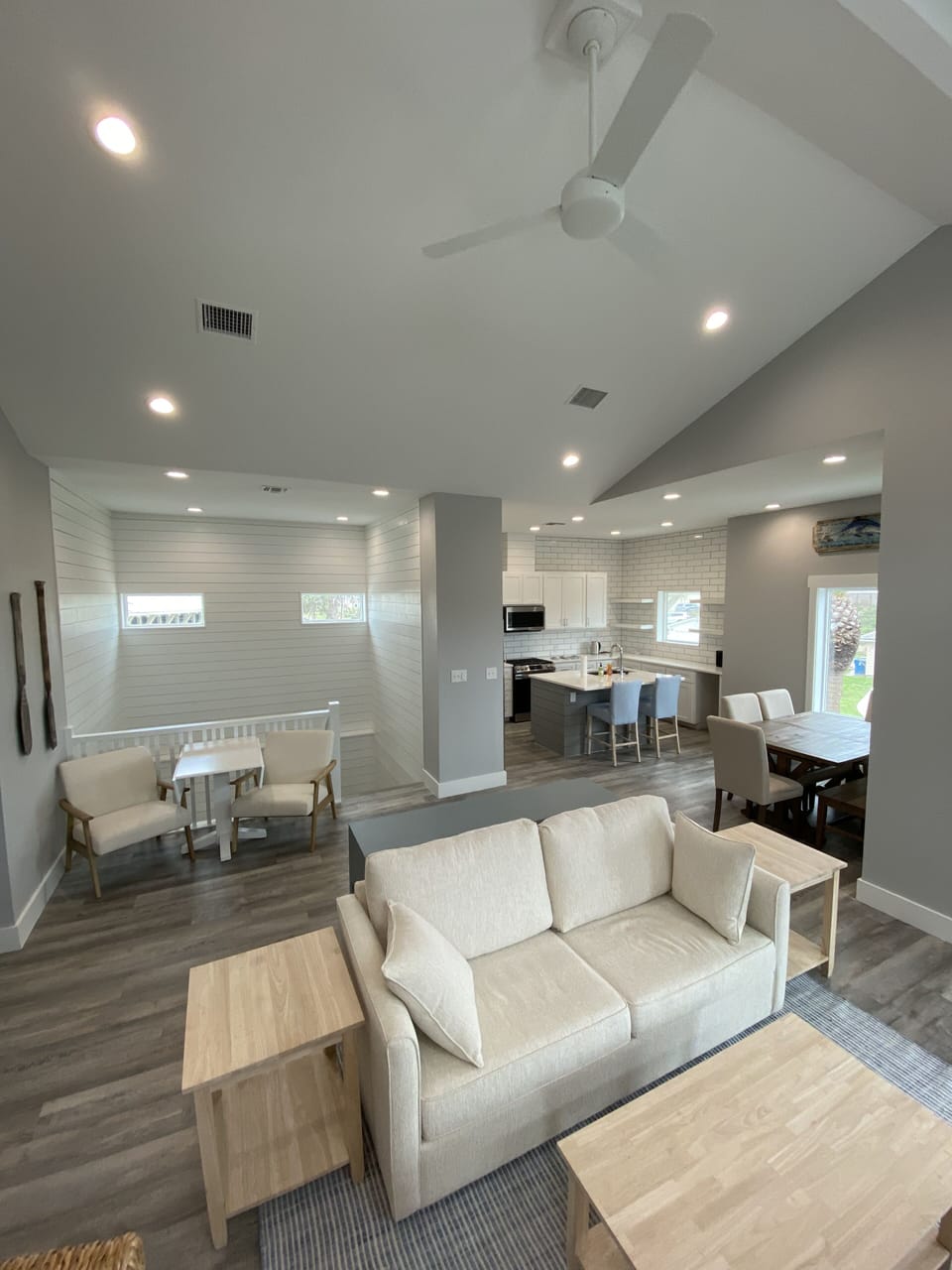 Living Room (3)