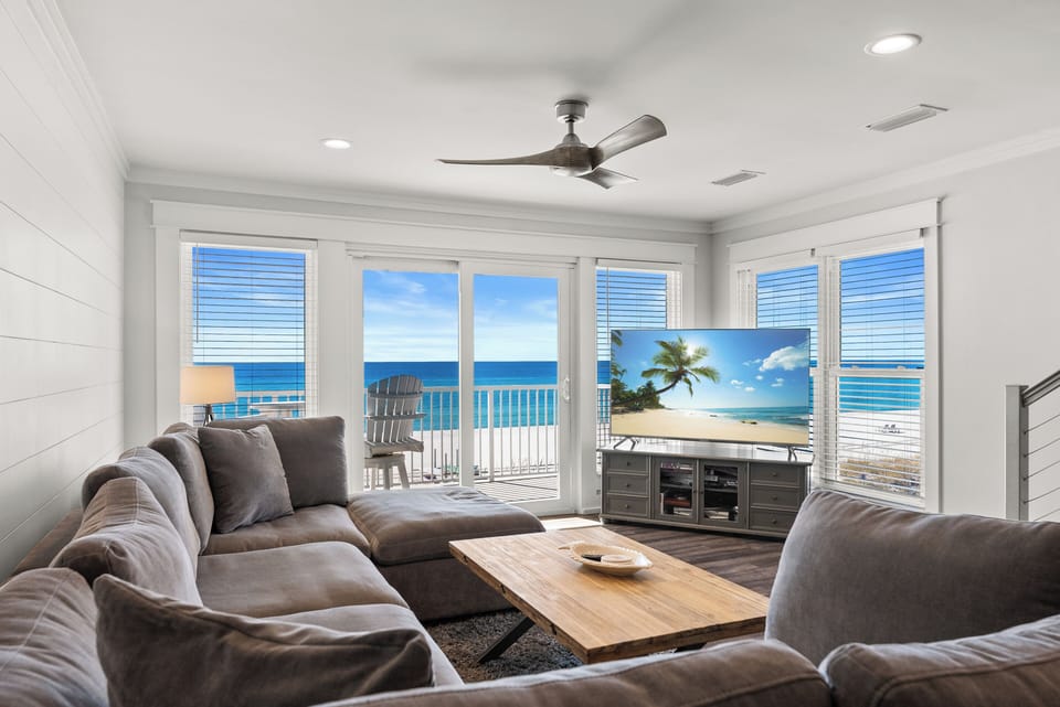 Why try to pay attention to the TV, when you have this breathtaking view off one (1) of two (2) gulf-front balconies!