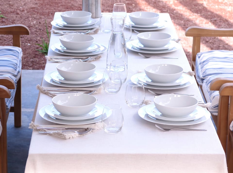 Outdoor dining