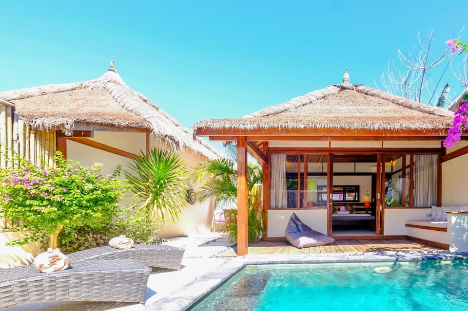 Pool (Outdoor)