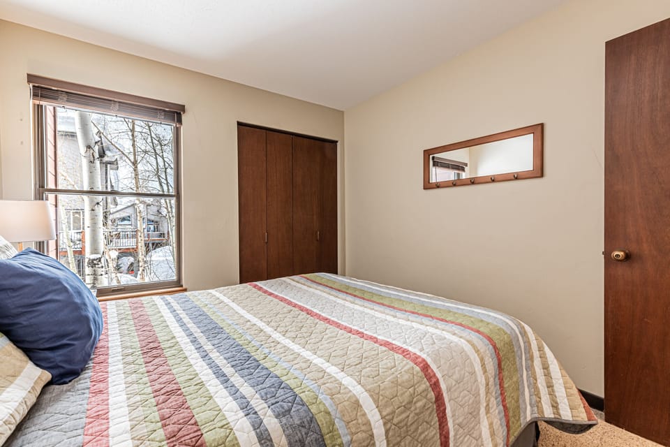 Spare Bedroom-1