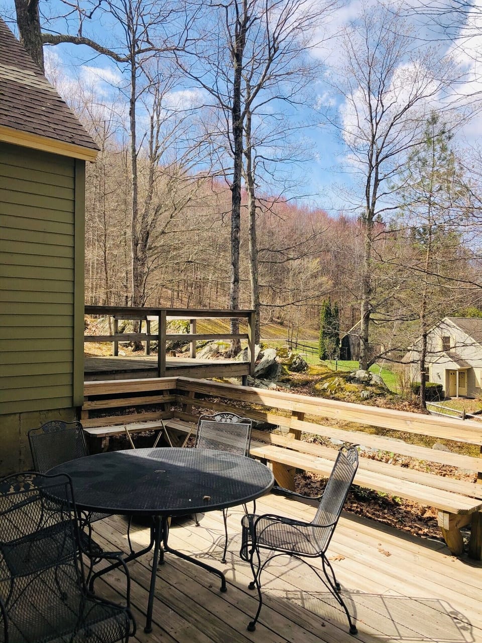 25 - Outside Deck