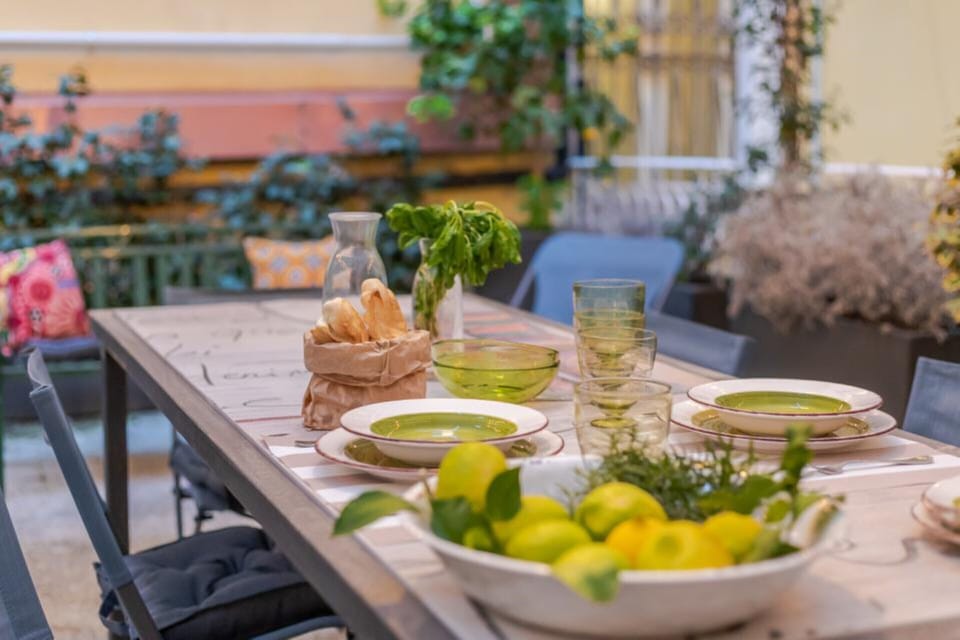 Outdoor dining