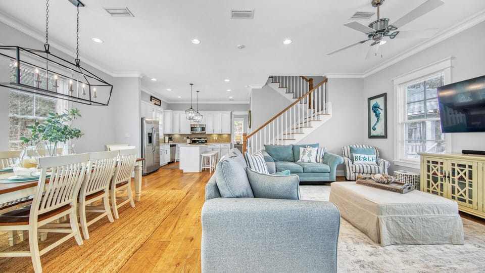 Main Floor Living Area