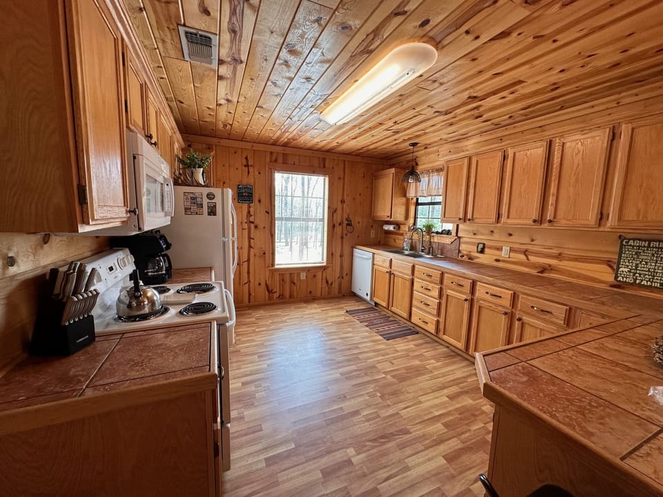Plenty of kitchen space for cooking with family or friends