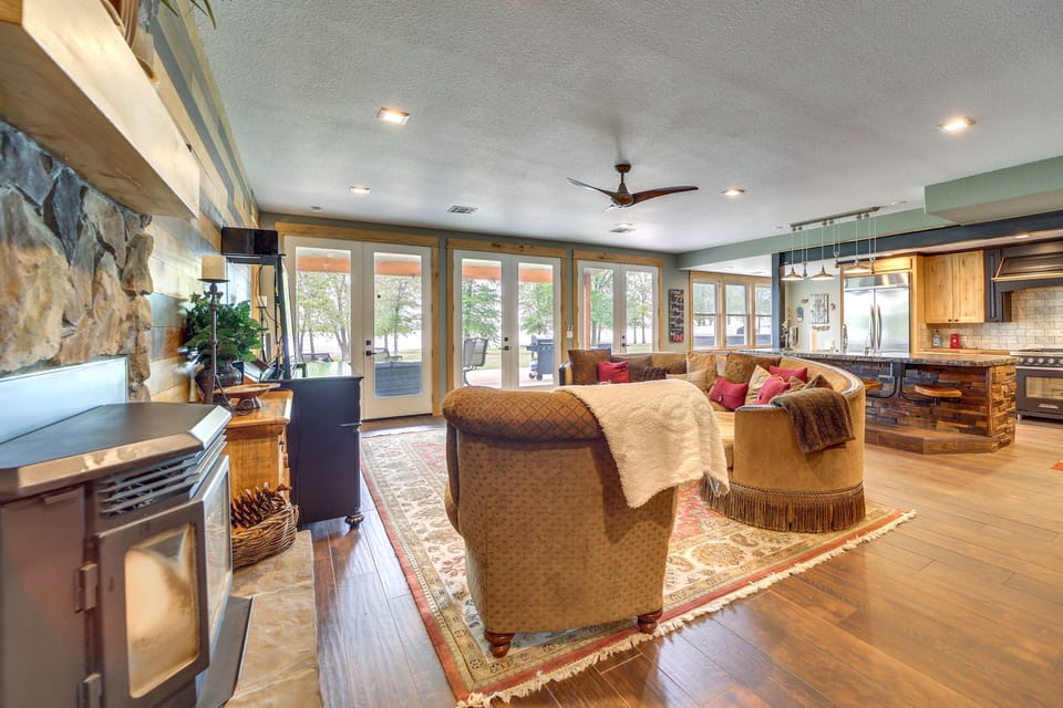 Main Living Room | Smart TV | Sleeper Sofa