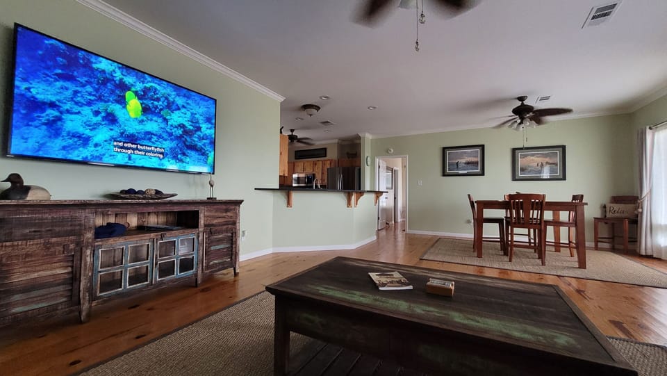 Living and dining room