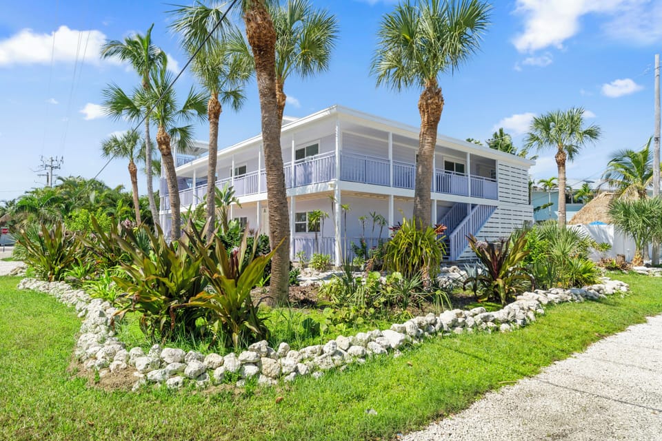 Exterior pictures 