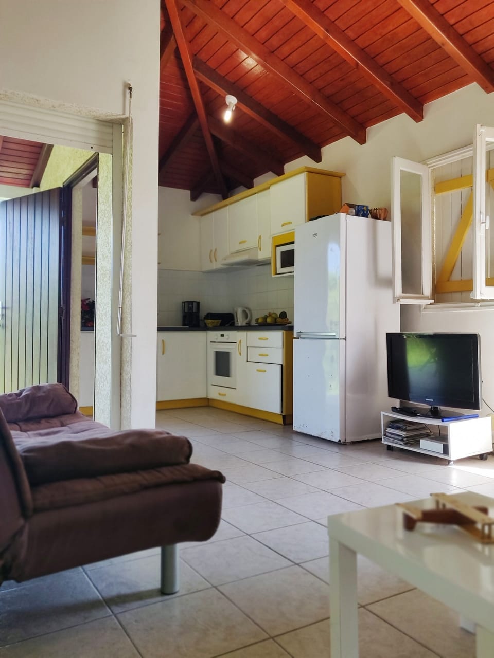 salon bungalow familial T3