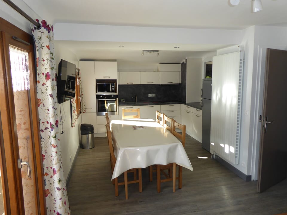 living and kitchen