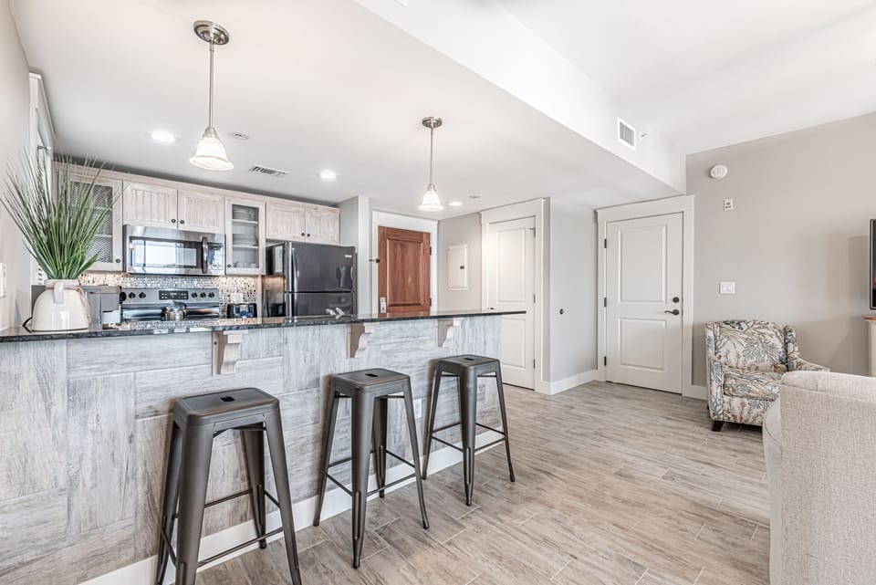 Breakfast Bar Area
