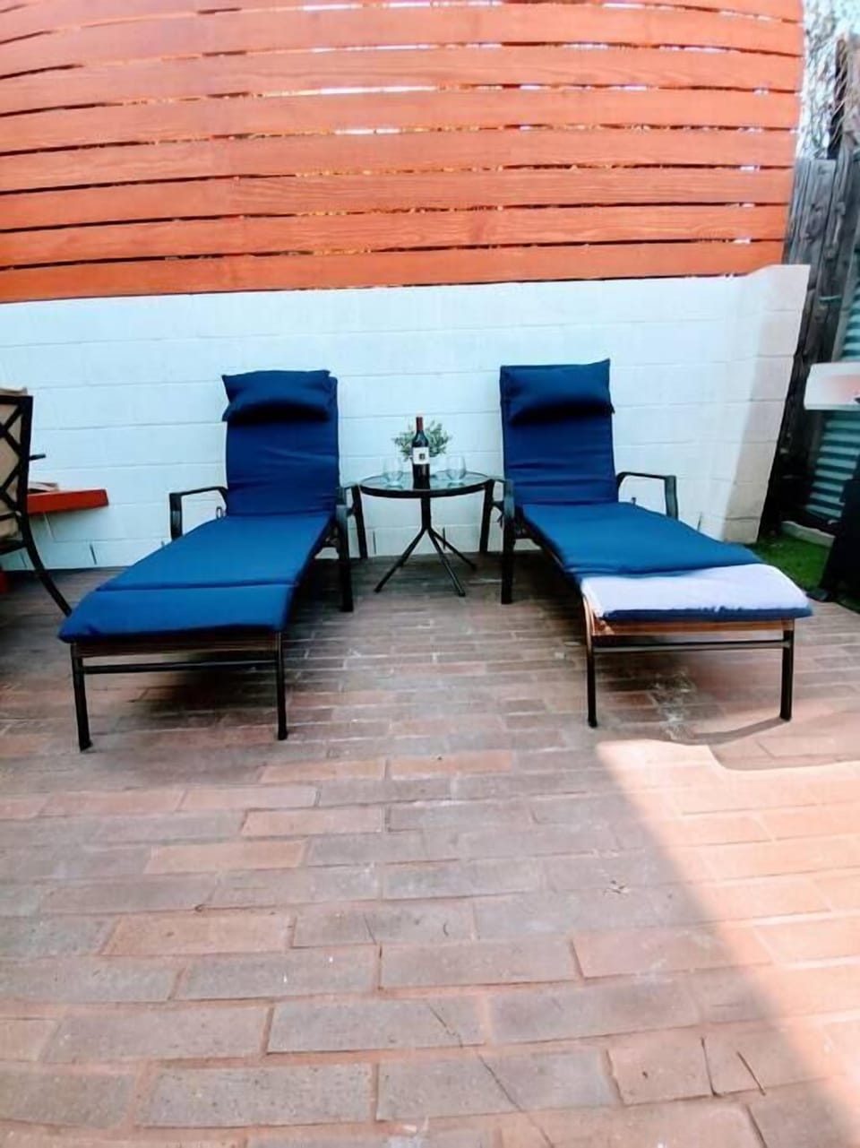 Backyard runs East-West which allows you to soak up the Sun all day long. Grab a book & a  drink and enjoy the San Diego weather. 