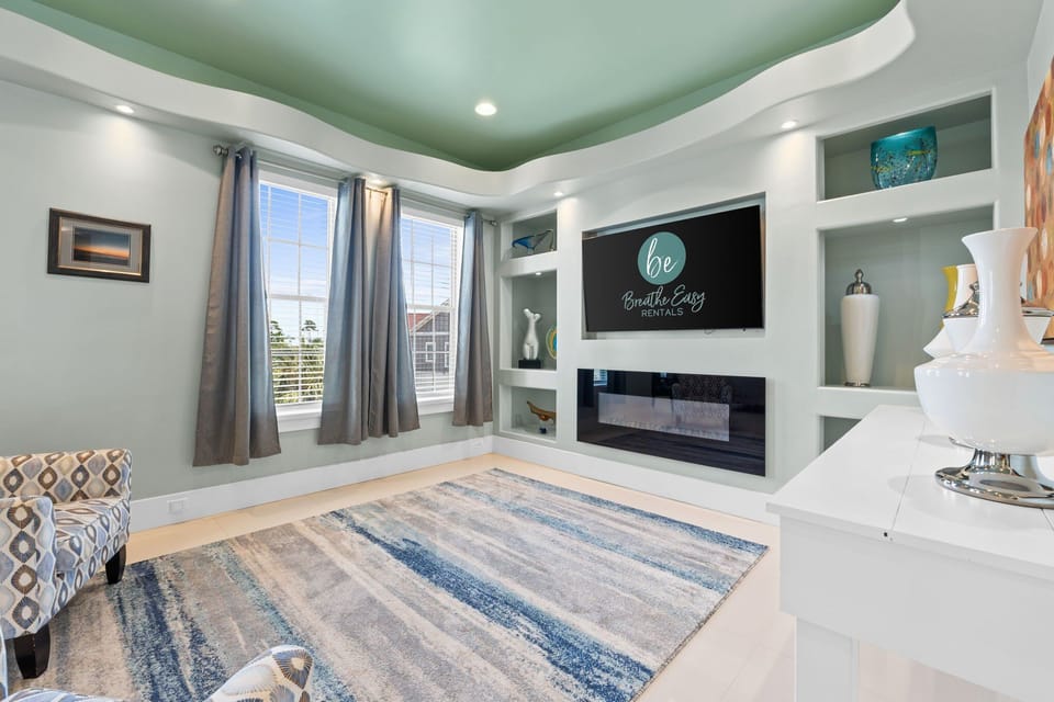 Designed for comfort and privacy, blending relaxation and refined coastal style.