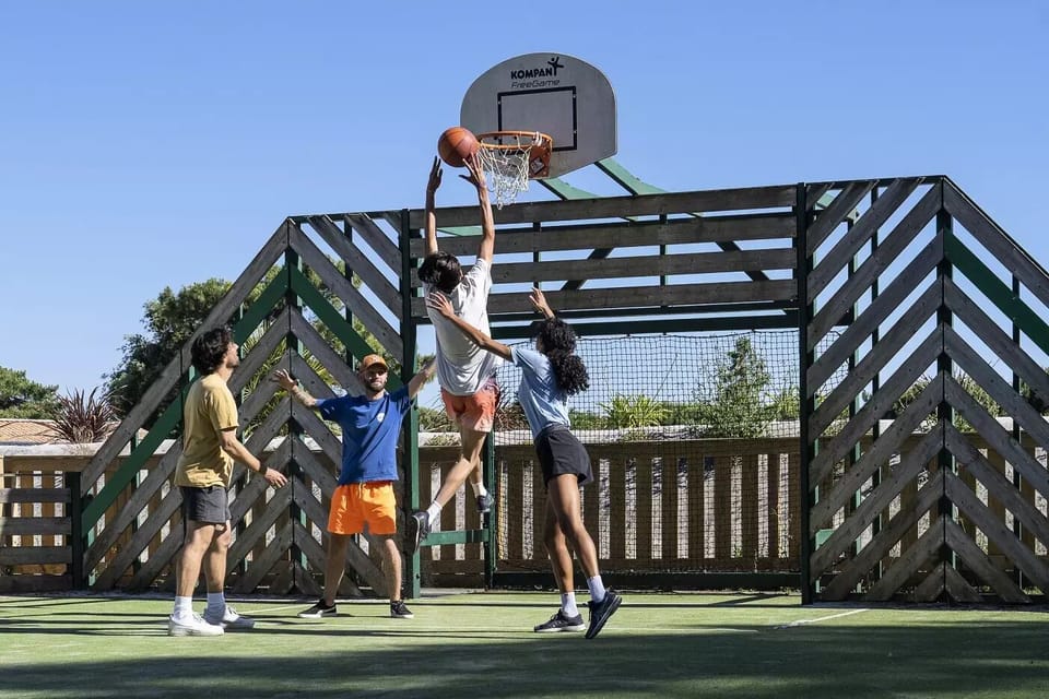 Sport court