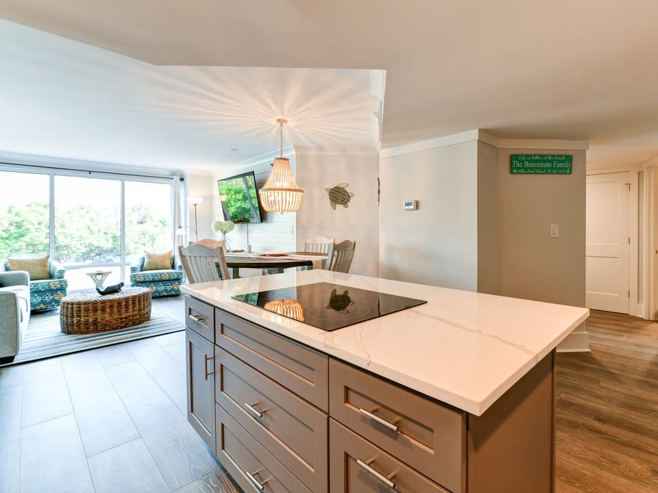 Beautiful flooring throughout the unit! 