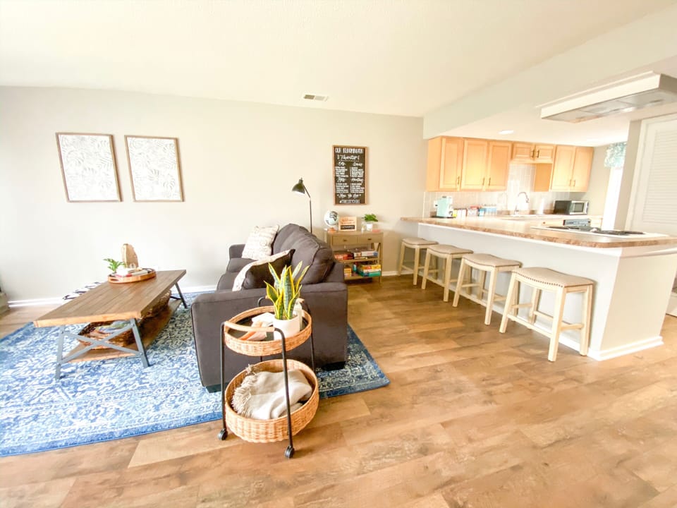 Welcome to our cozy condo at the Eagle Pointe golf community 