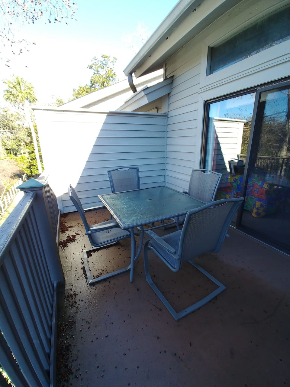 Outdoor seating on balcony