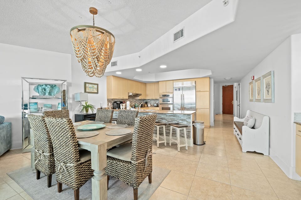 Caribe Resort B205 Dining Area