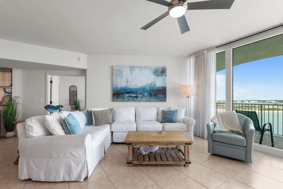 Caribe Resort B606 Living Room