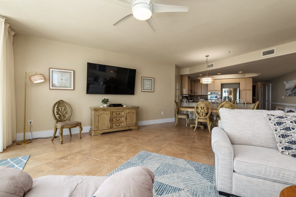 Caribe Resort D613 Living Room