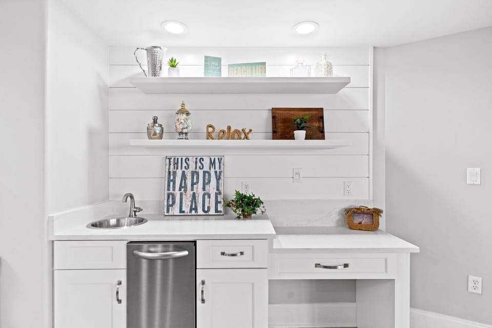 Caribe Resort B1106 Wet Bar